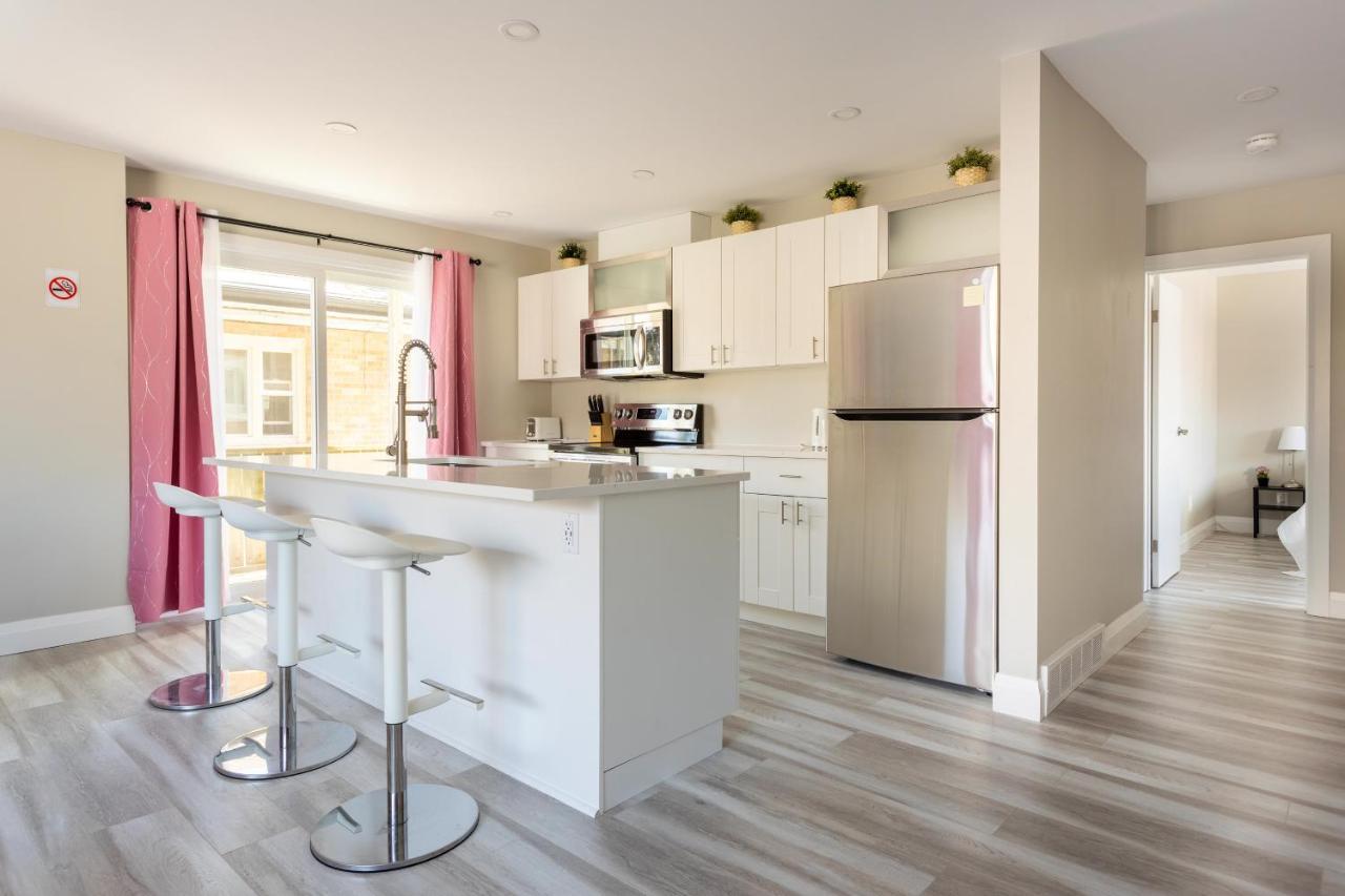 Entire 2 Bedroom Apartment Downtown - U2 Kitchener Εξωτερικό φωτογραφία